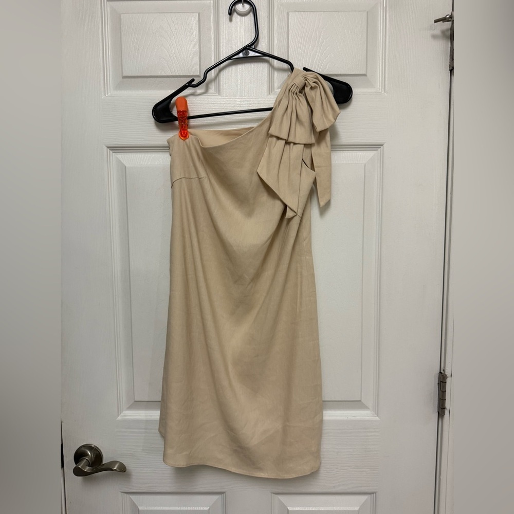 NWT Antonio Melani 2 Charlie One Shoulder w/ Bow Linen Shift Easter Dress Tan